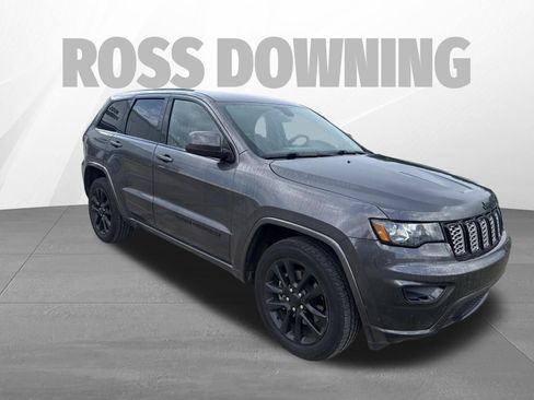 Used 2021 Jeep Grand Cherokee Laredo X RWD image 3