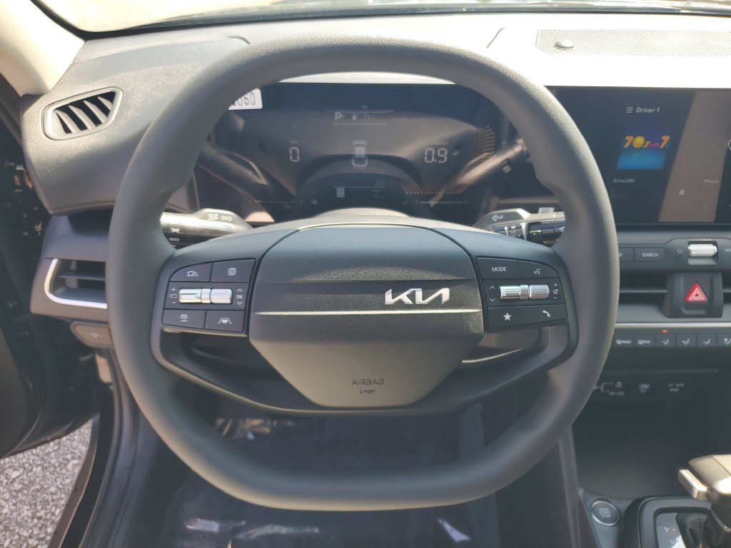 New 2026 Kia K4 FWD image 11