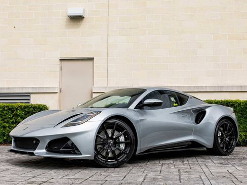 New 2025 Lotus Emira image 18