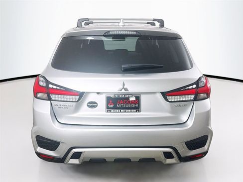 Used 2024 Mitsubishi Outlander Sport ES image 10