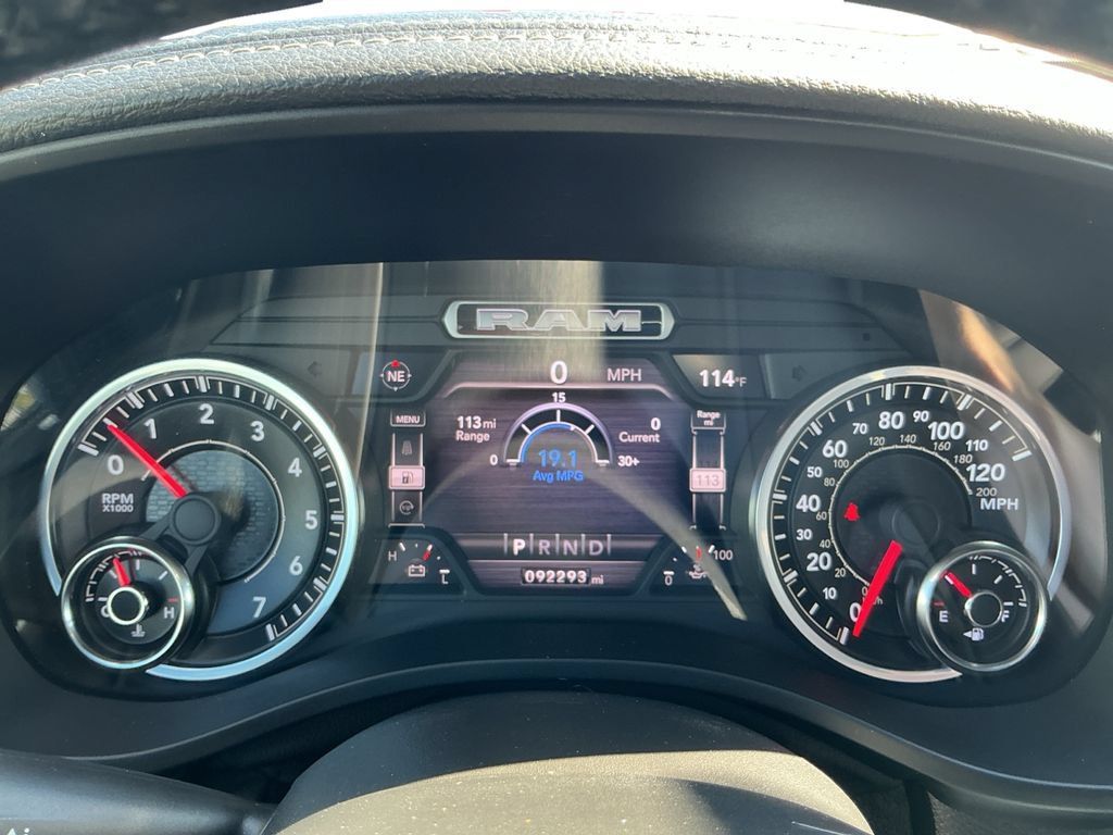 Used 2021 RAM 1500 Laramie w/ Sport Appearance Package AWD/4WD image 16