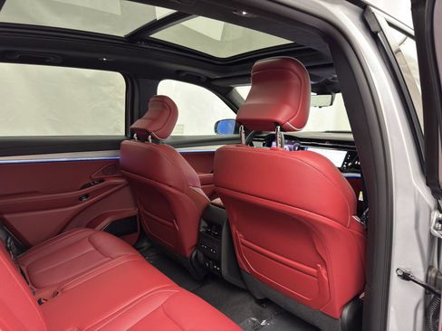 Used 2024 Jeep Wagoneer Launch Edition image 38