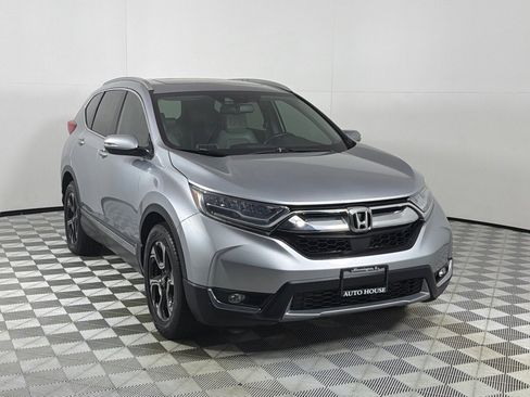 Used 2017 Honda CR-V Touring image 3