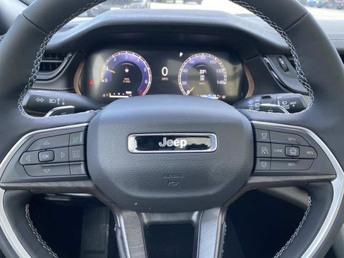 New 2026 Jeep Grand Cherokee Limited image 14