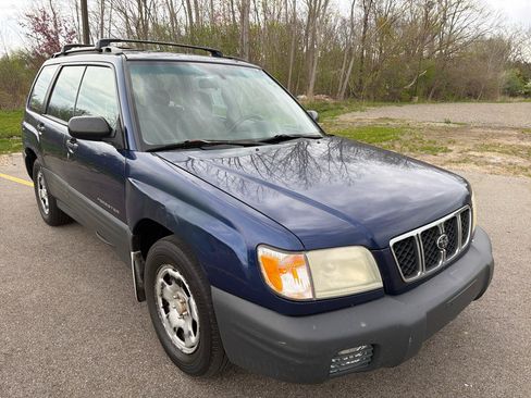 Used 2002 Subaru Forester L AWD/4WD image 3