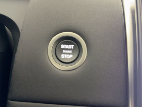 Used 2025 Land Rover Discovery Sport S AWD/4WD image 25