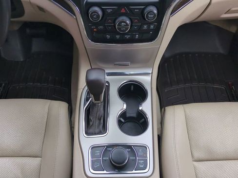 Used 2016 Jeep Grand Cherokee Overland w/ Advanced Technology Group image 19