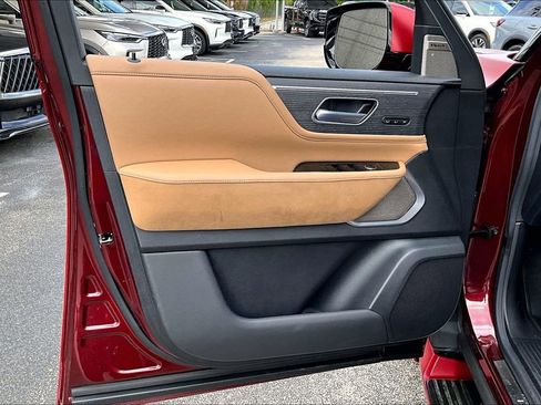 Certified 2025 INFINITI QX80 Sensory w/ Exterior Package image 24