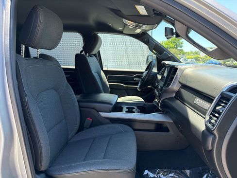 Used 2019 RAM 1500 Big Horn AWD/4WD image 29