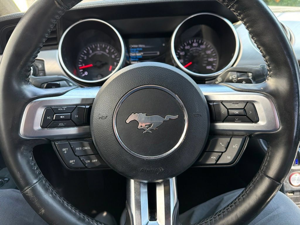 Used 2019 Ford Mustang GT Premium RWD image 38