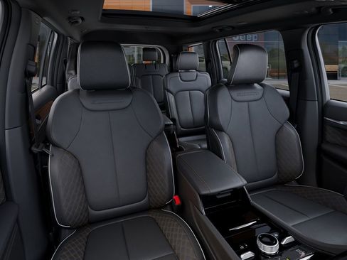 New 2025 Jeep Grand Cherokee L Summit w/ Obsidian Package AWD/4WD image 16