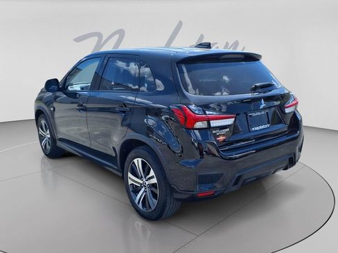 Used 2025 Mitsubishi Outlander Sport LE AWD/4WD image 6