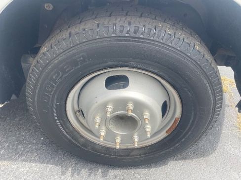 Used 2010 Ford F350 XL RWD image 18