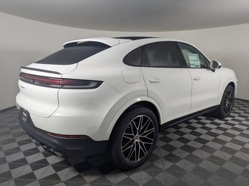 New 2026 Porsche Cayenne Coupe image 7