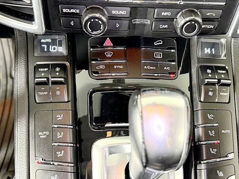 Used 2014 Porsche Cayenne Diesel image 33