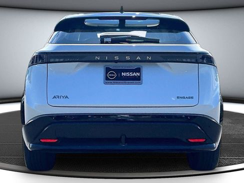 Used 2023 Nissan Ariya FWD image 6