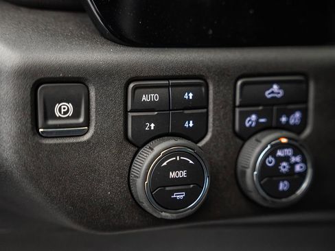 New 2025 Chevrolet Silverado 1500 RST AWD/4WD image 42