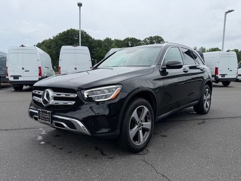 Used 2022 Mercedes-Benz GLC 300 4MATIC image 3