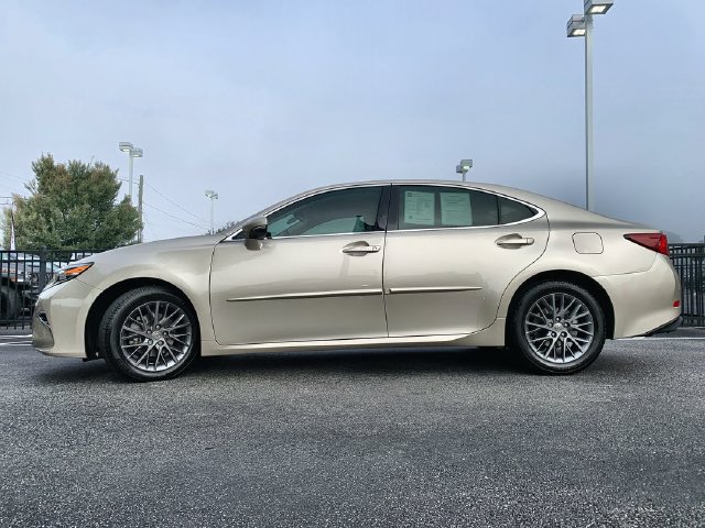 Used 2018 Lexus ES 350 w/ Premier Package FWD image 5
