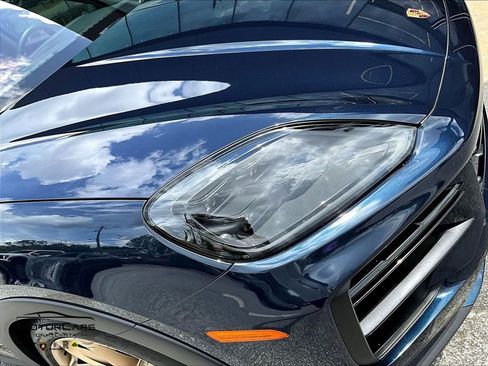 Used 2025 Porsche Cayenne Turbo GT image 22