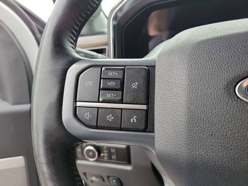 Used 2024 Ford F250 Lariat AWD/4WD image 19