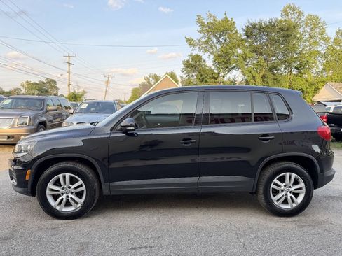 Used 2013 Volkswagen Tiguan S FWD image 5