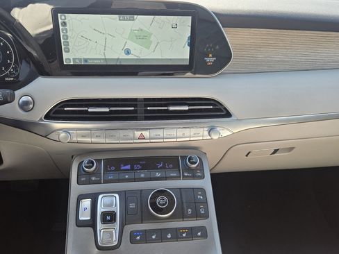 Used 2021 Hyundai Palisade Limited image 17