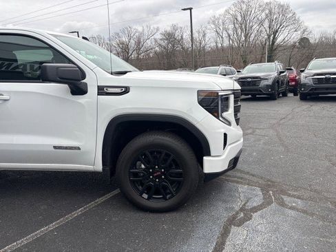 New 2025 GMC Sierra 1500 Elevation image 5