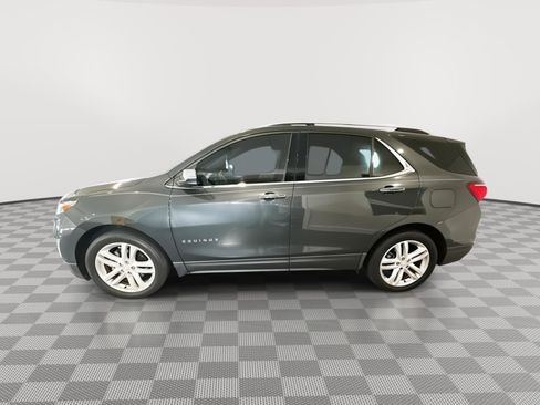 Used 2020 Chevrolet Equinox Premier FWD image 2