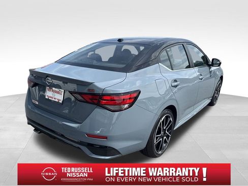 New 2025 Nissan Sentra SR image 6