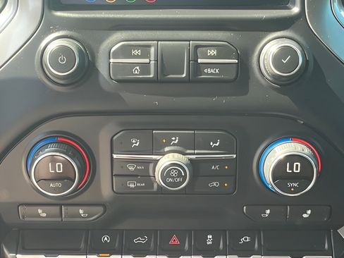 Used 2019 Chevrolet Silverado 1500 RST w/ All-Star Edition RWD image 27