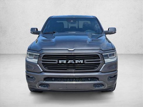 Used 2023 RAM 1500 Laramie AWD/4WD image 2