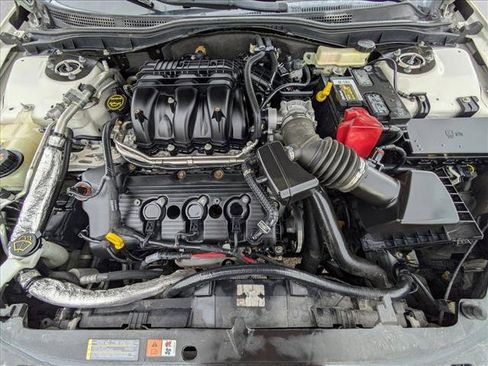 Used 2011 Ford Fusion SEL image 22