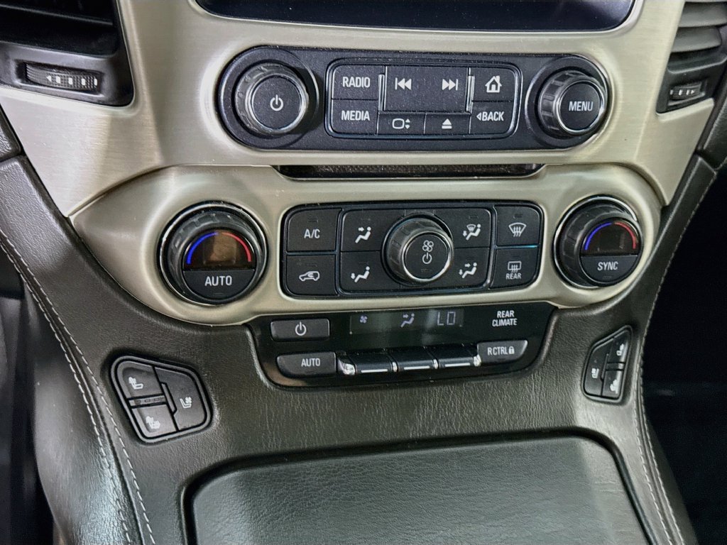 Used 2019 GMC Yukon XL Denali w/ Denali Ultimate Package AWD/4WD image 8