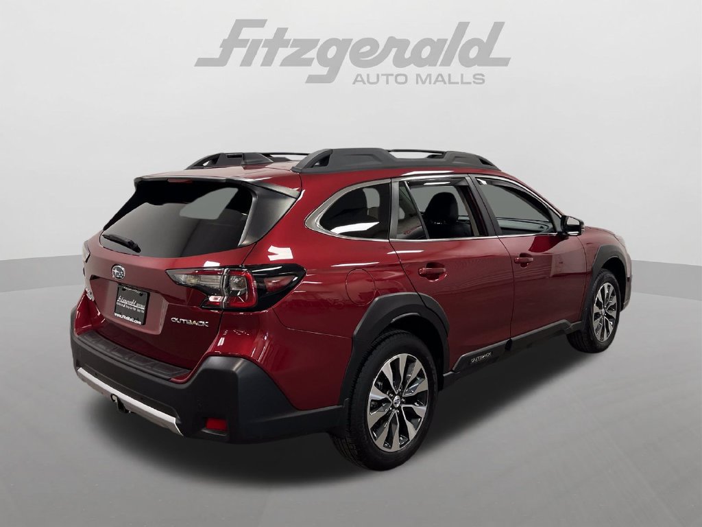 Used 2025 Subaru Outback Limited AWD/4WD image 5