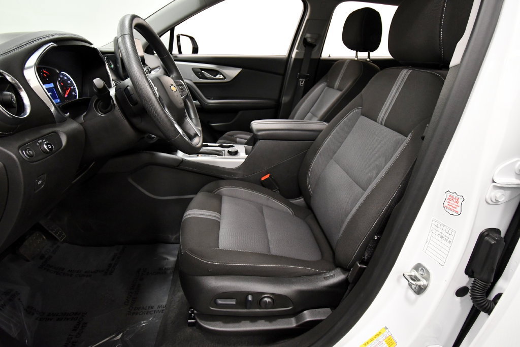 Used 2025 Chevrolet Blazer LT AWD/4WD image 14