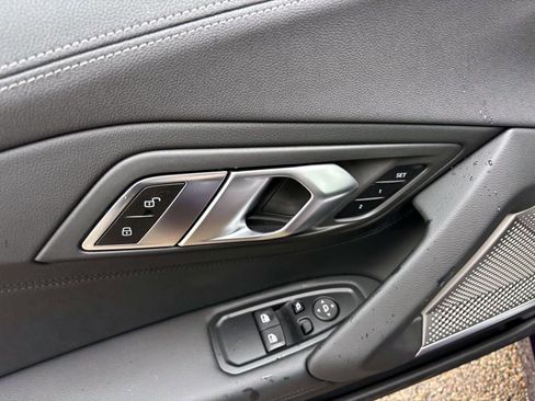 Used 2025 BMW Z4 M40i w/ Premium Package RWD image 12