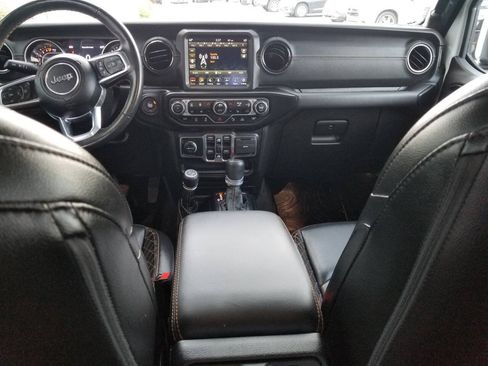 Used 2021 Jeep Gladiator Overland AWD/4WD image 15
