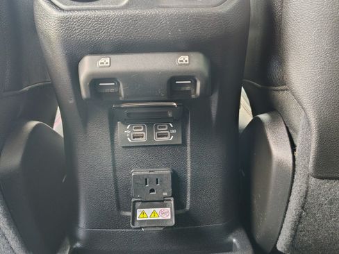 Used 2020 Jeep Wrangler Unlimited Rubicon AWD/4WD image 16