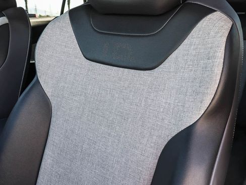 Used 2023 Volkswagen ID.4 Pro image 26