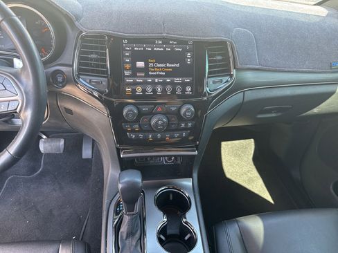 Used 2021 Jeep Grand Cherokee Limited X AWD/4WD image 16
