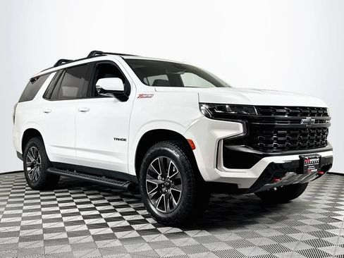 Used 2023 Chevrolet Tahoe Z71 w/ Luxury Package AWD/4WD image 1
