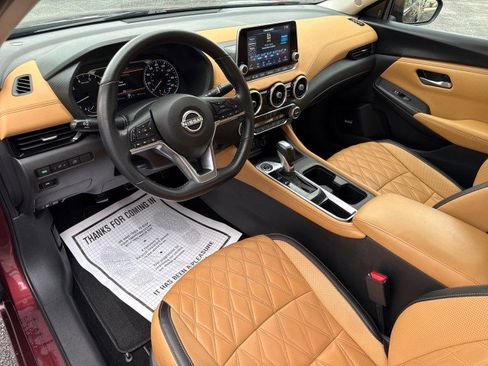Used 2024 Nissan Sentra SV w/ SV Premium Package FWD image 17