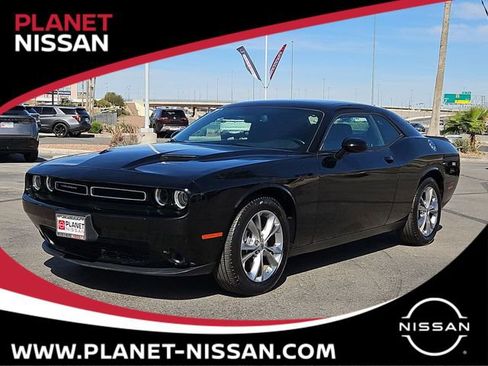 Used 2023 Dodge Challenger SXT w/ Cold Weather Group image 1