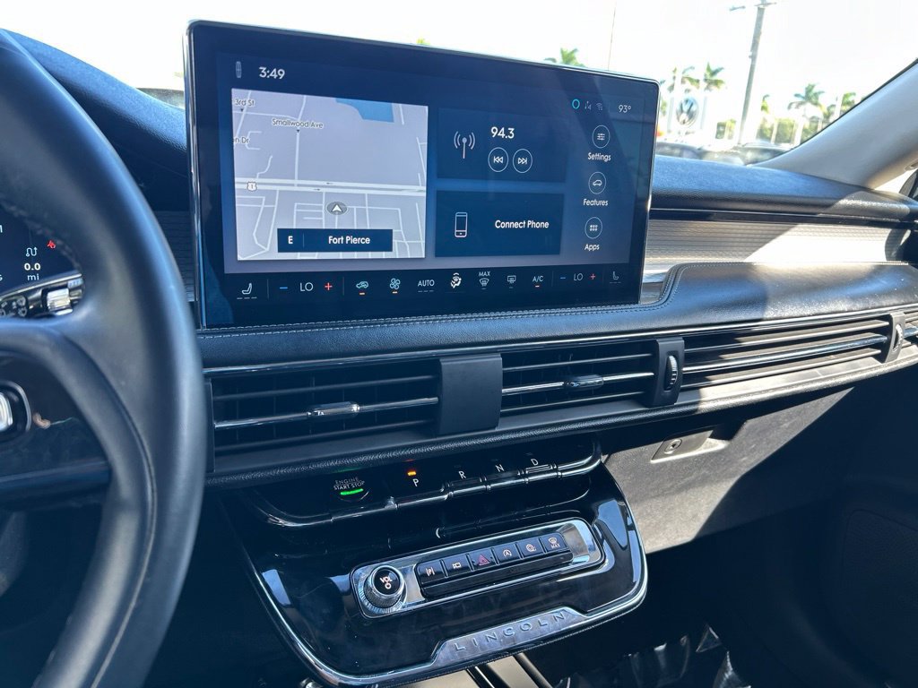 Used 2023 Lincoln Corsair AWD image 30