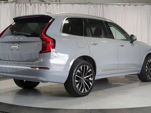 Used 2026 Volvo XC90 B5 Plus w/ Protection Package AWD/4WD image 9