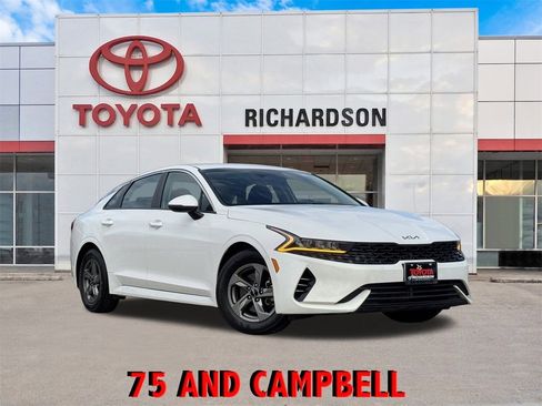 Used 2023 Kia K5 LXS image 1