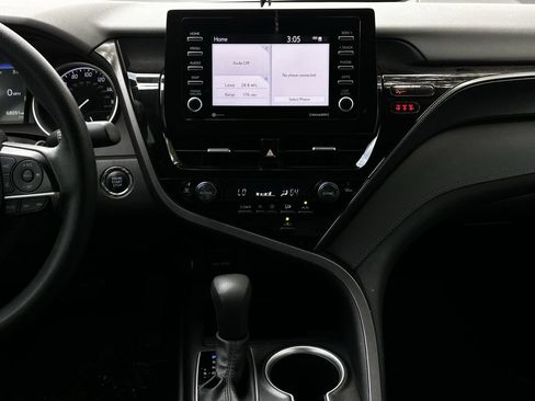Used 2023 Toyota Camry LE w/ Convenience Package FWD image 15
