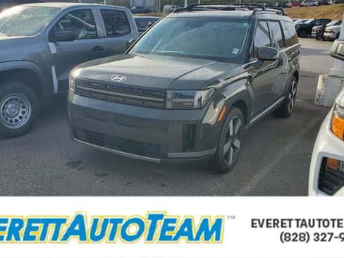 Used 2024 Hyundai Santa Fe Limited image 1