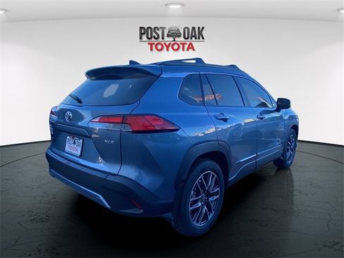 New 2026 Toyota Corolla Cross XLE image 7